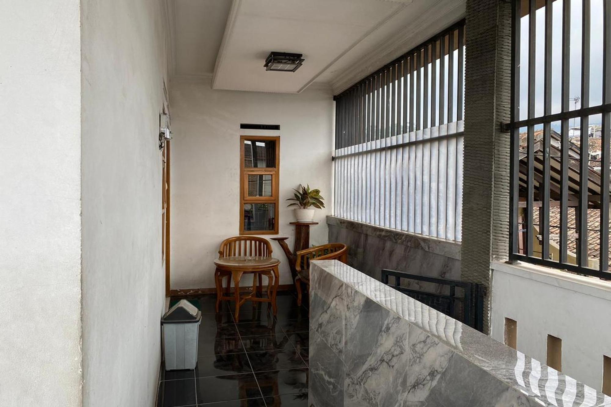 Villa Buana Graha Syariah Bandung Exterior foto